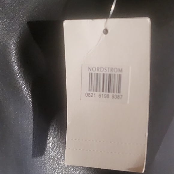 BLANKNYC Faux Leather Drapped Colar Jacket Short Black Size X-Small NWT - Picture 7 of 8